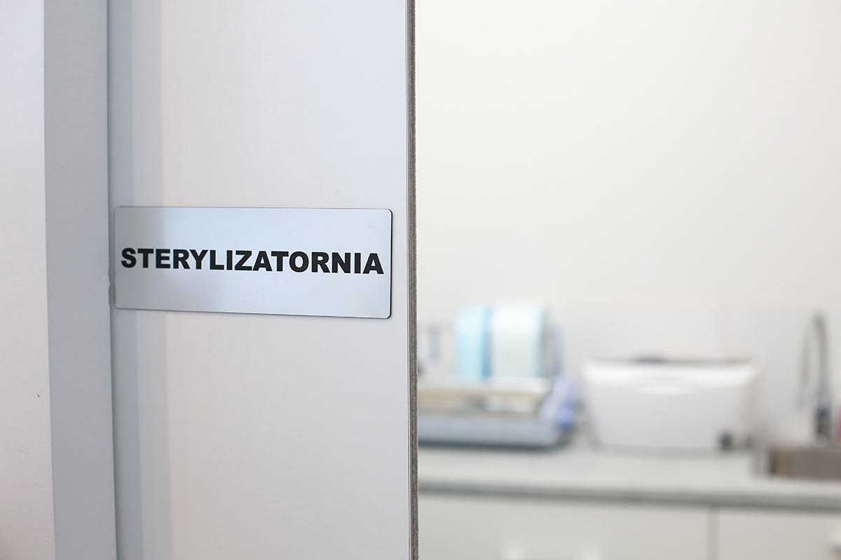 Podolog Poznań - sterylizacja narzędzi podologicznych